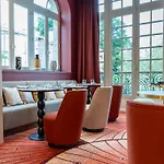 Des Arts Hotel Angouleme