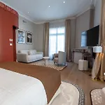 Des Arts Hotel 4*