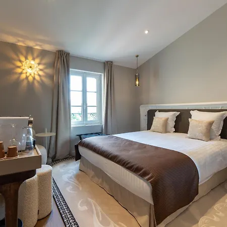 Hotel Des Arts *