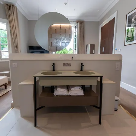 Des Arts 4* Angulema