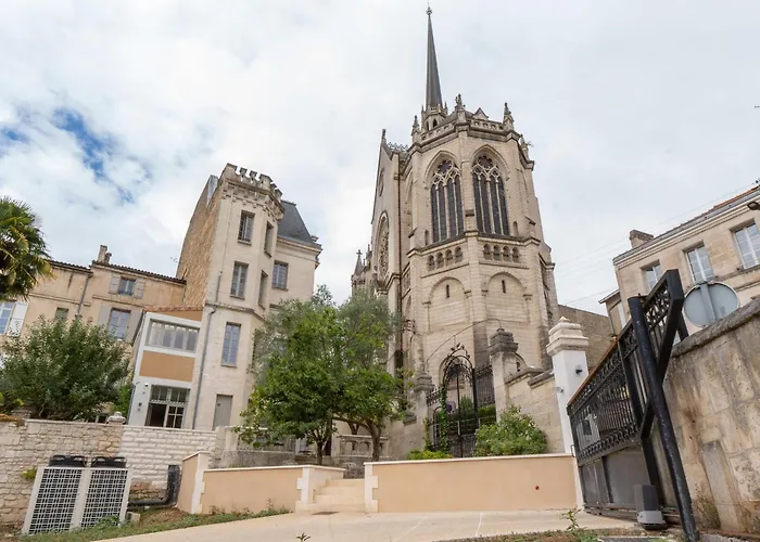 Hotel Des Arts Angulema