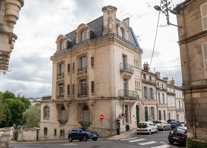 Des Arts 4* Angulema