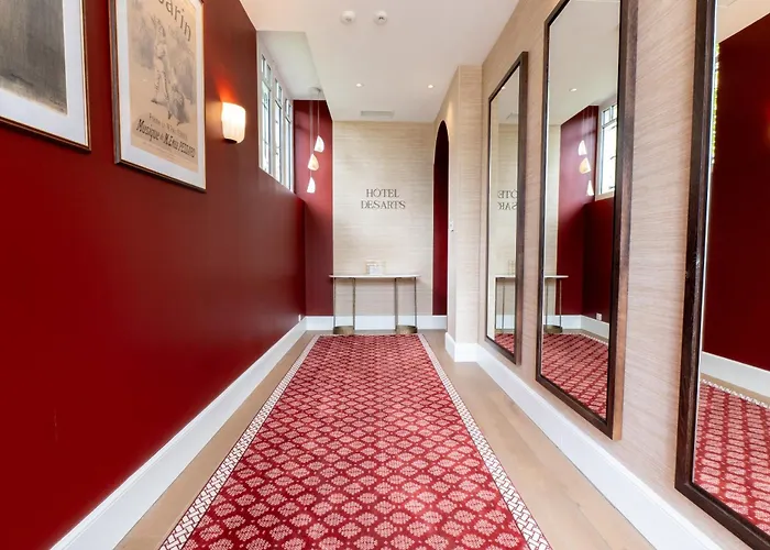 Des Arts Hotel Angouleme